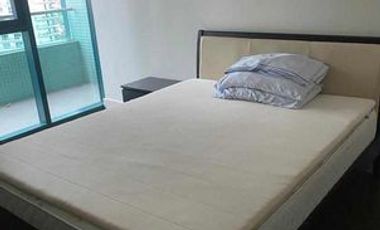 1BR for Rent in Edades Tower Rockwell Makati