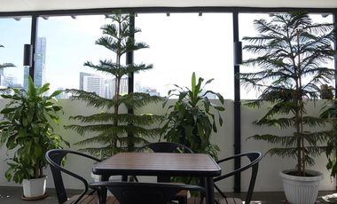 Commercial Building for Sale in Guadalupe Nuevo, Makati City