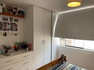 VENDO LINDO DUPLEX CON VISTA EXTERNA DE 155 M2 APROX. EN PRIMER Y SEGUNDO PISO EN SURCO