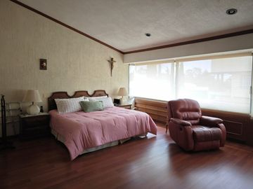 CASA EN VENTA EN CIUDAD SATELITE NAUCALPAN