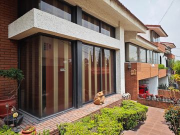 CASA EN VENTA EN CIUDAD SATELITE NAUCALPAN