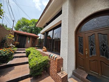 CASA EN VENTA EN CIUDAD SATELITE NAUCALPAN