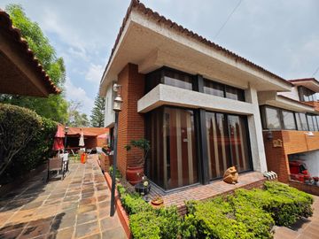 CASA EN VENTA EN CIUDAD SATELITE NAUCALPAN