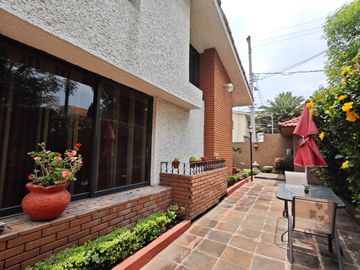 CASA EN VENTA EN CIUDAD SATELITE NAUCALPAN