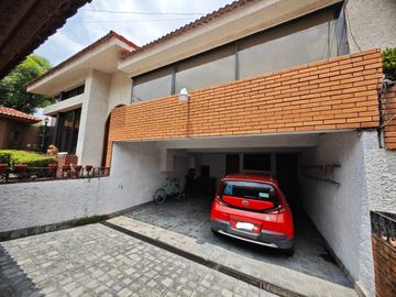 CASA EN VENTA EN CIUDAD SATELITE NAUCALPAN