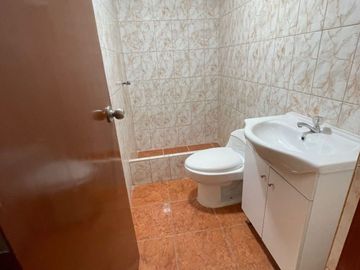 Venta de Departamento de Estreno 2 (Segundo) Piso en Ate