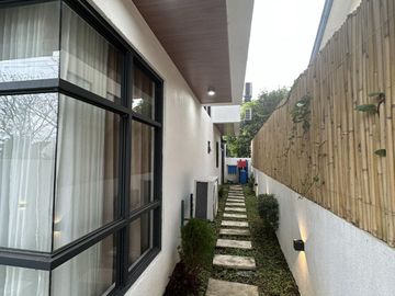 Grand Centennial Homes | 5 Bedroom House & Lot For Sale in Kawit, Cavite