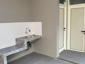 Dijual Rumah Murah Baru Renov Istimewa Strategi Langka Di Pakuwon City San Antonio Mulyorejo Dekat Pakuwon City Mall, Kampus Widya Mandala Dan ITS Ker