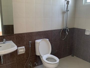 Dijual Rumah Murah Baru Renov Istimewa Strategi Langka Di Pakuwon City San Antonio Mulyorejo Dekat Pakuwon City Mall, Kampus Widya Mandala Dan ITS Ker