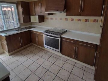 VENTA DE CASA EN PASEO DE LAS PALOMAS NO. 129,COL. PASEO DE LAS ALAMEDAS, ATIZAPAN DE ZARAGOZA
