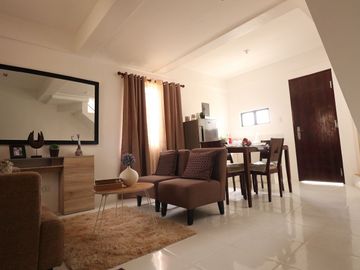 Classic 2 Storey Townhouse for sale in Antipolo Rizal w/2 Bedrooms near SM Cherry Antipolo.PH2538