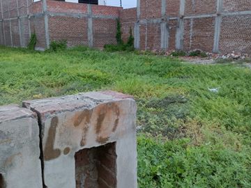 VENDO TERRENO EN LA URB. LOS ABOGADOS - PIURA