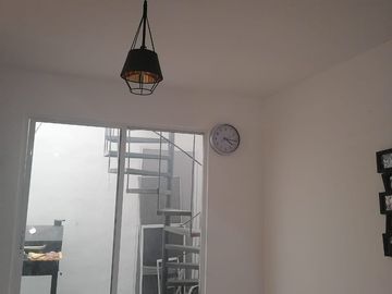 CASA EN VENTA EN APODACA NL ZONA VALLE DE SAN MIGUEL SECTOR II/PRIVADA 3 NIVELES
