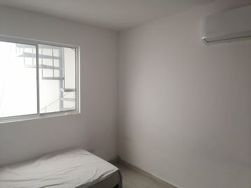 CASA EN VENTA EN APODACA NL ZONA VALLE DE SAN MIGUEL SECTOR II/PRIVADA 3 NIVELES