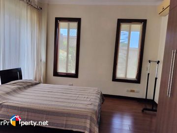 Furnished House with Huge Landscape GArden in Amara Subdivision Cebu