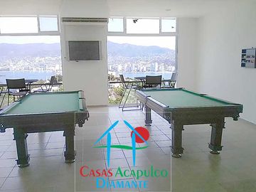 Departamento con 2 terrazas y vista espectacular a la bahía de Acapulco