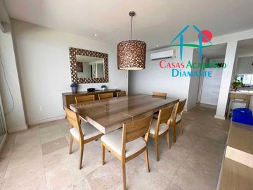 Departamento con 2 terrazas y vista espectacular a la bahía de Acapulco