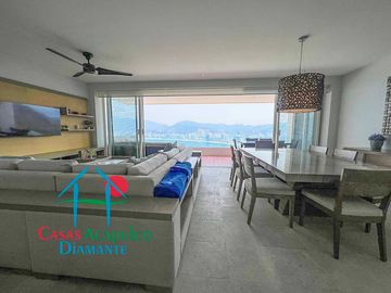 Departamento con 2 terrazas y vista espectacular a la bahía de Acapulco