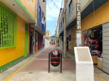 COMERCIO ZONAL P/CENTRO COMERCIAL, GALERIA, SUPERMERCADO, EDUCACIÓN, CLINICA, CASINO Y TRAGAMONEDAS, HOTELES