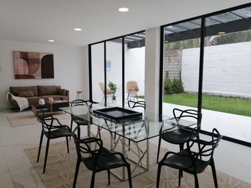 Hermosas Casas de Venta  por estrenar sector HIlacril