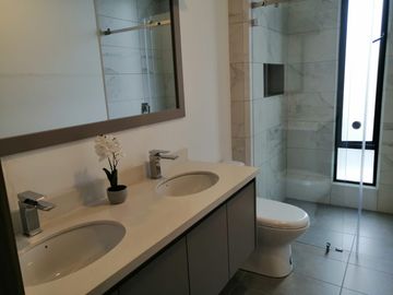 Hermosas Casas de Venta  por estrenar sector HIlacril