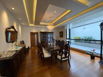 Magnífico departamento, acabados de lujo, doble altura: 741/351 m2