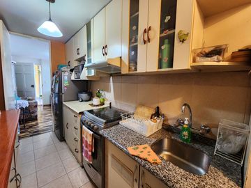 Se vende lindo departamento. Super bien ubicado
