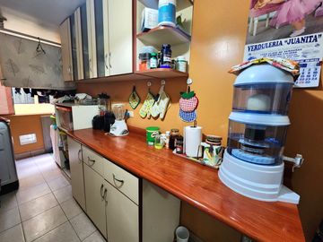 Se vende lindo departamento. Super bien ubicado