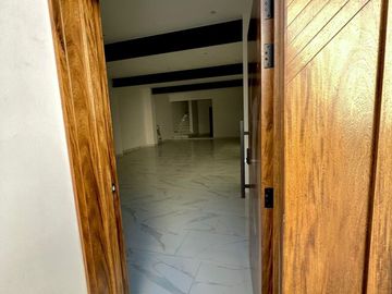 Se vende casa ubicada en Cerrada del Carmen.