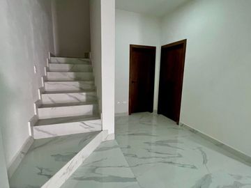Se vende casa ubicada en Cerrada del Carmen.