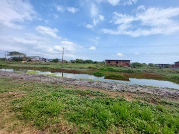 Venta terreno industrial 2250m2 pie de vía Duran Tambo