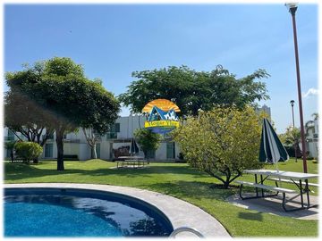 Casas con alberca y roof garden, cocineta, closets, amplios jardines