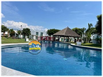 Casas con alberca y roof garden, cocineta, closets, amplios jardines