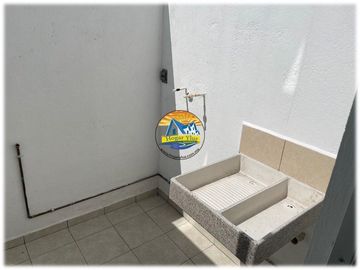 Casas con alberca y roof garden, cocineta, closets, amplios jardines