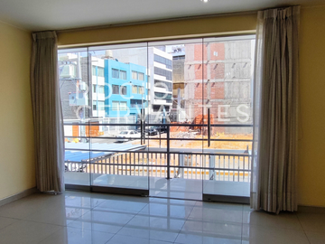 ¡VENDO departamento en Urb. privada de Cerro Colorado! - Precio en $$