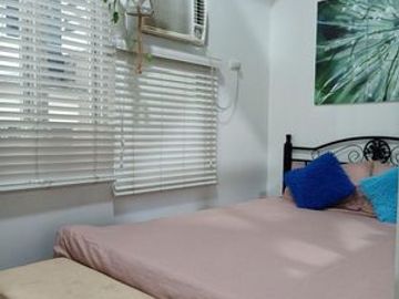 Studio Unit for Sale at Stamford Residences, Mckinley, BGC