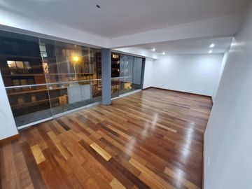 Vendo Ultimo Departamento de 256 m² con Vista Calle en Santiago de Surco