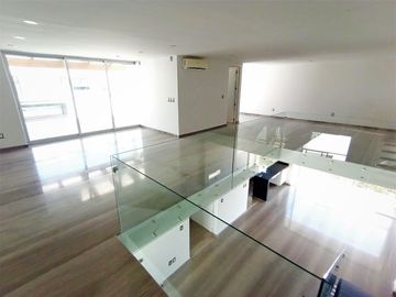 penthouse de 284 m2 en Venta en lomas de angelopolis - Dos niveles, Jacuzzi, opción a 3 recamaras