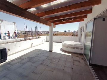 penthouse de 284 m2 en Venta en lomas de angelopolis - Dos niveles, Jacuzzi, opción a 3 recamaras