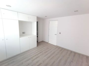 penthouse de 284 m2 en Venta en lomas de angelopolis - Dos niveles, Jacuzzi, opción a 3 recamaras