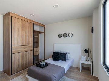 CASA EN VENTA AL SUR DE CUERNAVACA CON ALBERCA Y JARDIN