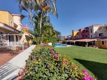 Bonita casa en renta amueblada en Burgos Bugambilias,  En Temixco Morelos.