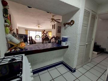Bonita casa en renta amueblada en Burgos Bugambilias,  En Temixco Morelos.