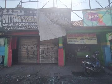 Dijual Rumah Dan Toko Di Jalan Raya Provinsi Menyanggong, Kletek, Taman, Sidoarjo