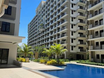 Ready-for-occupancy, Condo For Sale In Parañaque accessible to LRT, airport, Taguig, Makati, Alabang and MOA, Ready-For-Occupancy