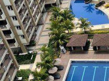Ready-for-occupancy, Condo For Sale In Parañaque accessible to LRT, airport, Taguig, Makati, Alabang and MOA, Ready-For-Occupancy
