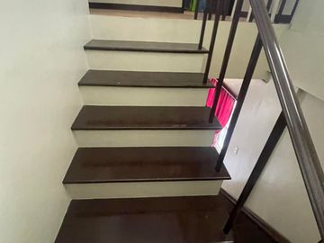 FOR SALE AFFORDABLE PRE-OWNED TWO STOREY HOUSE IN PAMPANGA NEAR CLARK AND SNR DAU