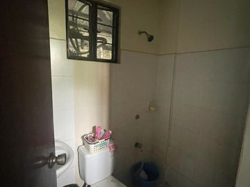 FOR SALE AFFORDABLE PRE-OWNED TWO STOREY HOUSE IN PAMPANGA NEAR CLARK AND SNR DAU