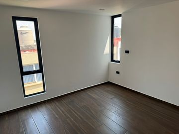 Casa nueva en Diplomaticos, Naucalpan de Juarez. Estado de México.