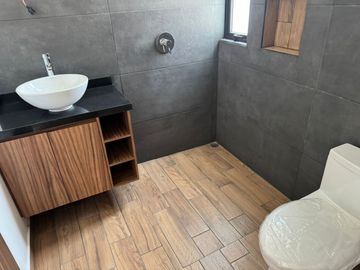Casa nueva en Diplomaticos, Naucalpan de Juarez. Estado de México.